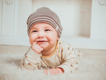 Odpowiednia czapka na zimę dla niemowlaka